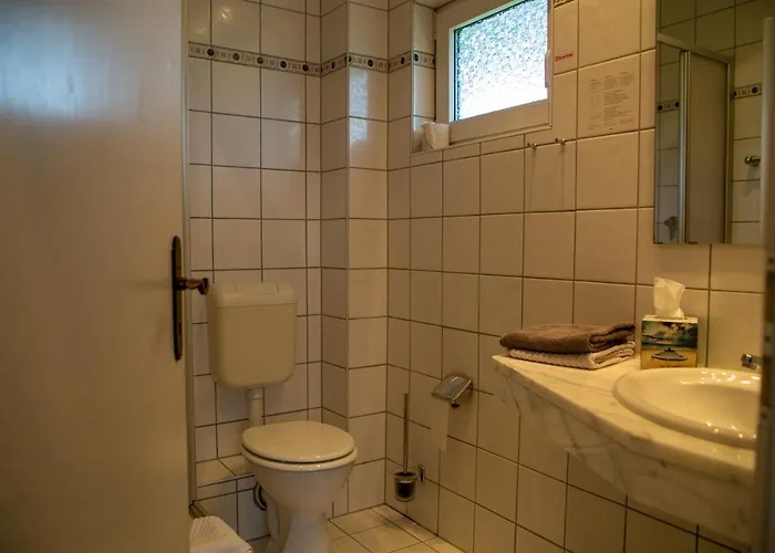 Waldfrieden Hotel 2*